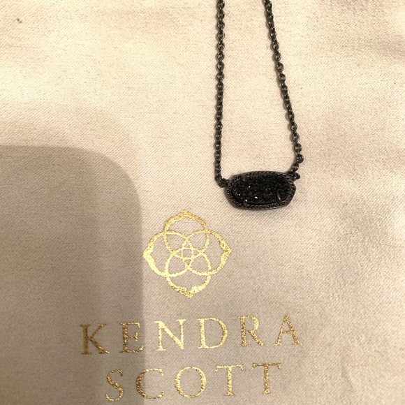 Kendra Scott Jewelry - Elisa Necklace